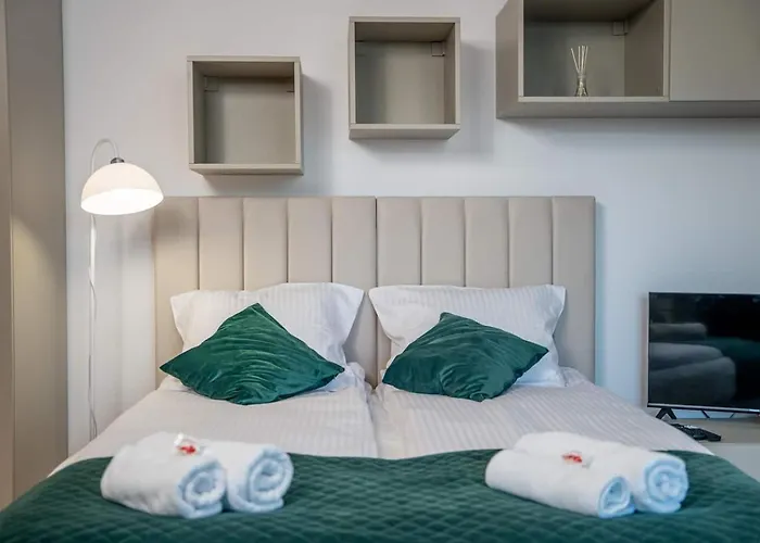 Pistachio With Balcony Centrum Pomorska * Łódź